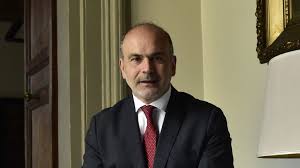 “Condividere un futuro sostenibile: ambiente, cultura, sicurezza, alimentazione: fattori di sviluppo del cluster marittimo”.