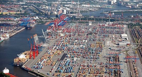 Economia del Mare :  Camera di Commercio di Amburgo  con  Umberto Masucci Presidente Propeller Clubs