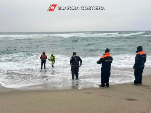 Naufragio al largo di Crotone  : il Comunicato della Guardia Costiera