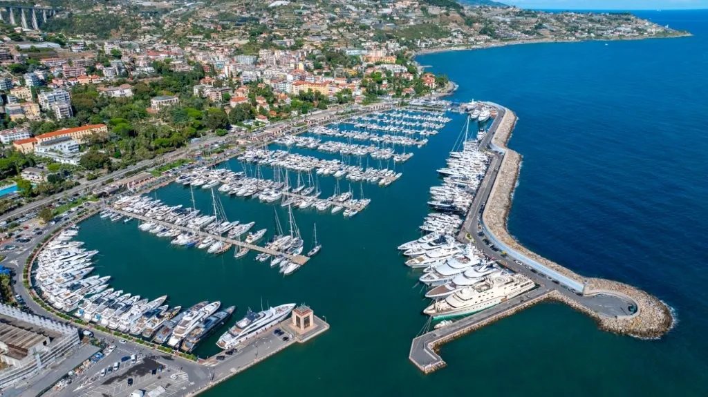 Acquera Yachting