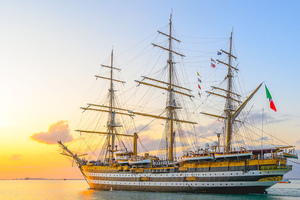 Tour Mondiale Vespucci