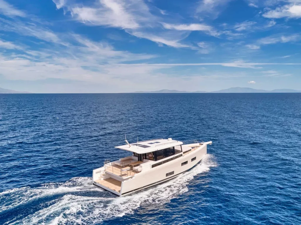 Omikron Yachts