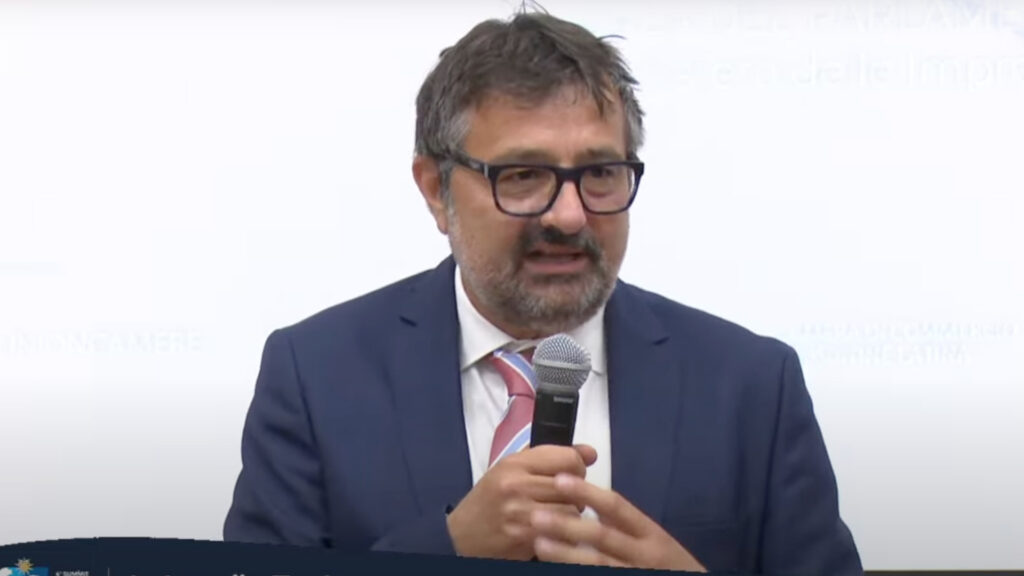 Testa
