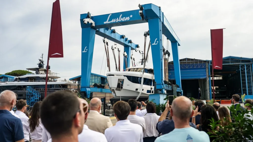 Azimut