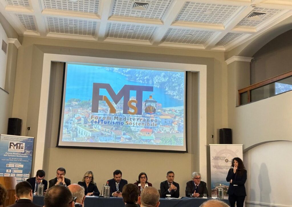 Turismo marittimo